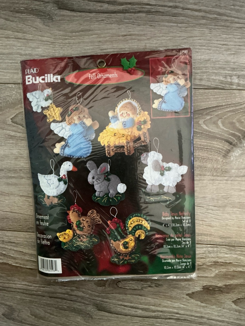 NIP Bucilla Baby Jesus Nativity Felt Ornaments Set of 8